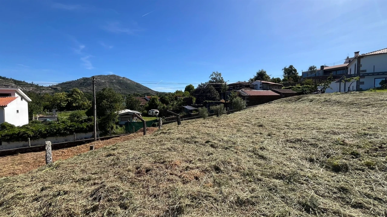 Terreno para Venda em Vilar de Mouros Foto 9