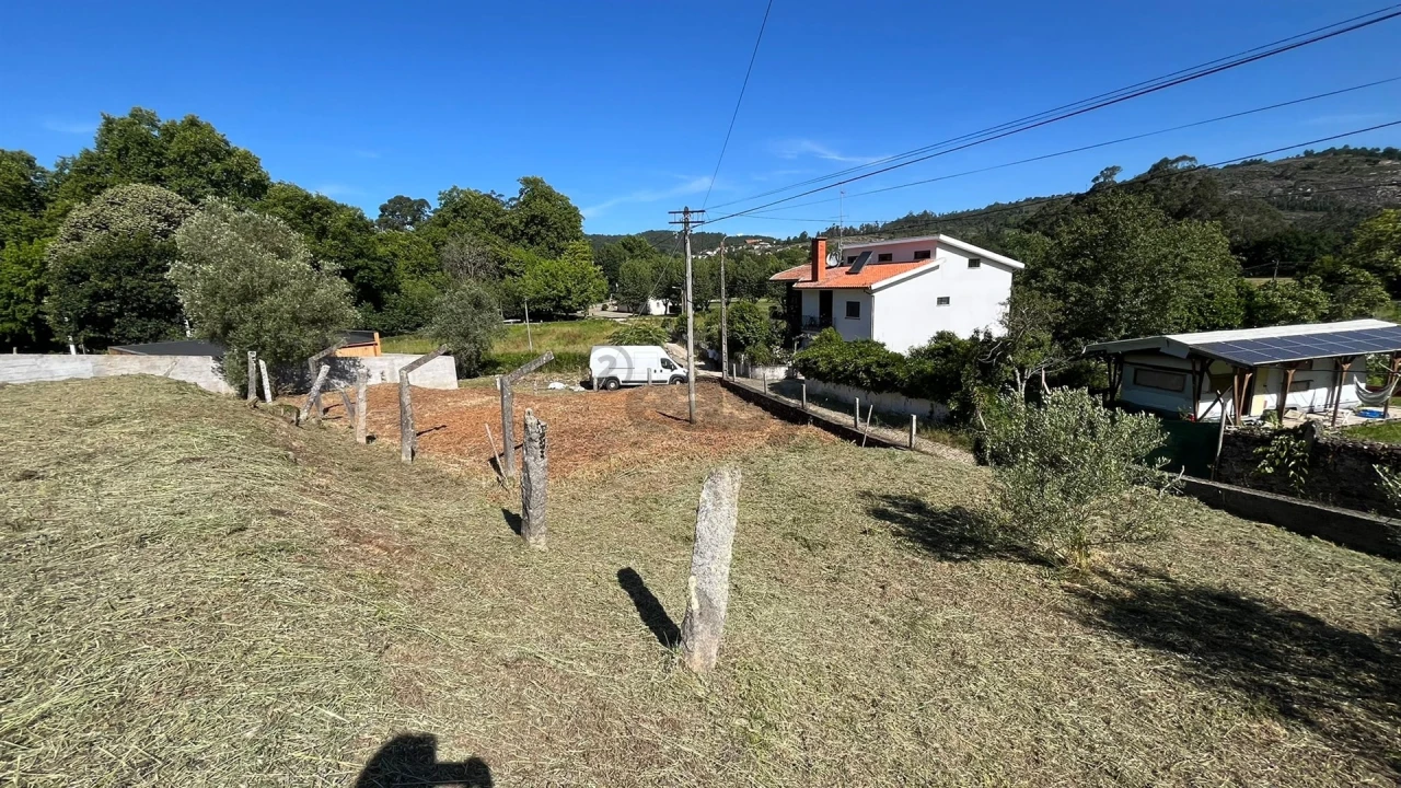 Terreno para Venda em Vilar de Mouros Foto 5