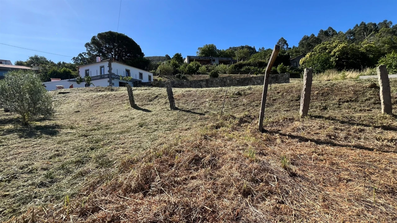 Terreno para Venda em Vilar de Mouros Foto 10