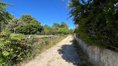 Terreno para Venda em Vilar de Mouros