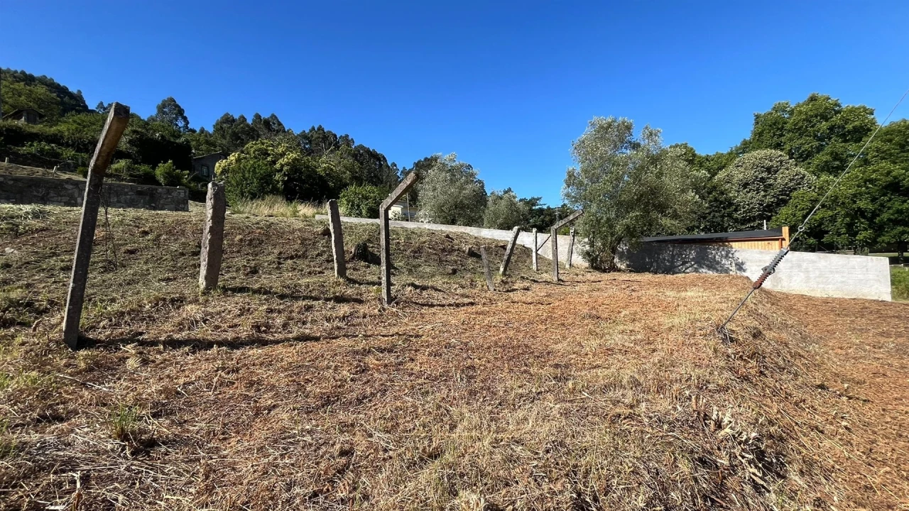 Terreno para Venda em Vilar de Mouros Foto 1