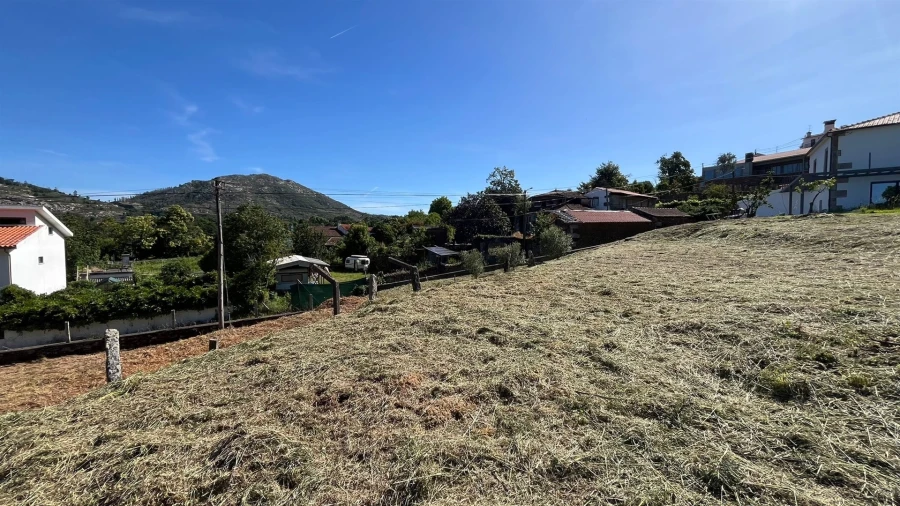 Terreno para Venda em Vilar de Mouros Foto 9