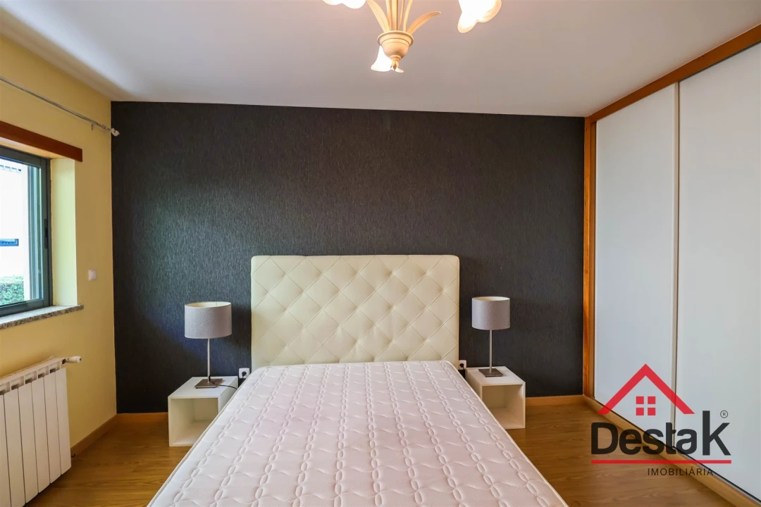 Apartamento T1 para Arrendamento em Mangualde, Mesquitela e Cunha Alta Foto 11