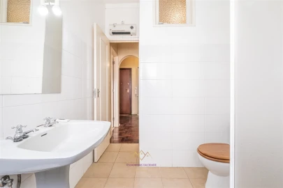 Apartamento T3 para Venda em Queluz e Belas
