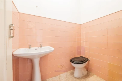 Apartamento T3 para Venda em Queluz e Belas