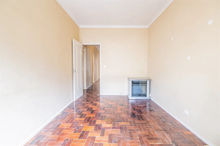 Apartamento T3 para Venda em Queluz e Belas Foto 9