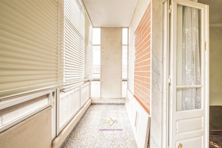 Apartamento T3 para Venda em Queluz e Belas Foto 17