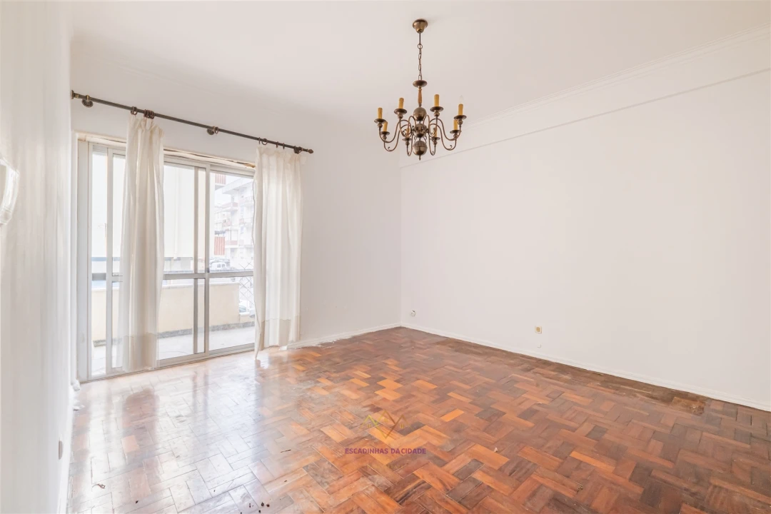 Apartamento T3 para Venda em Queluz e Belas Foto 34