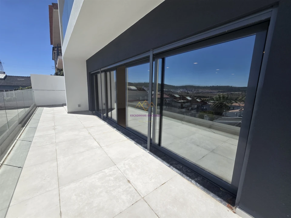 Moradia T5 para Venda em Loures Foto 5