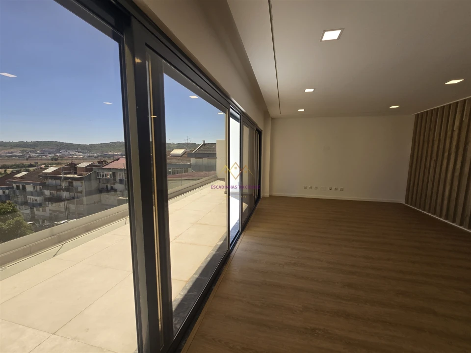Moradia T5 para Venda em Loures Foto 25