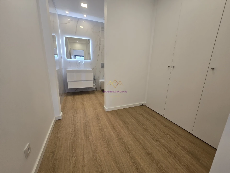 Moradia T5 para Venda em Loures Foto 41