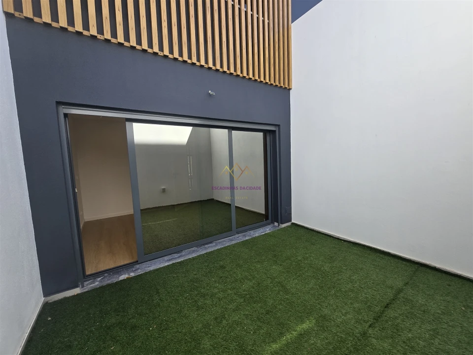 Moradia T5 para Venda em Loures Foto 28
