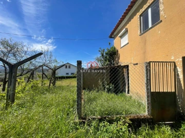 Moradia T3 para Venda em Tavares (Chãs, Várzea e Travanca)