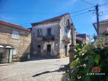 Moradia T4 para Venda em Santiago de Cassurrães e Póvoa de Cervães