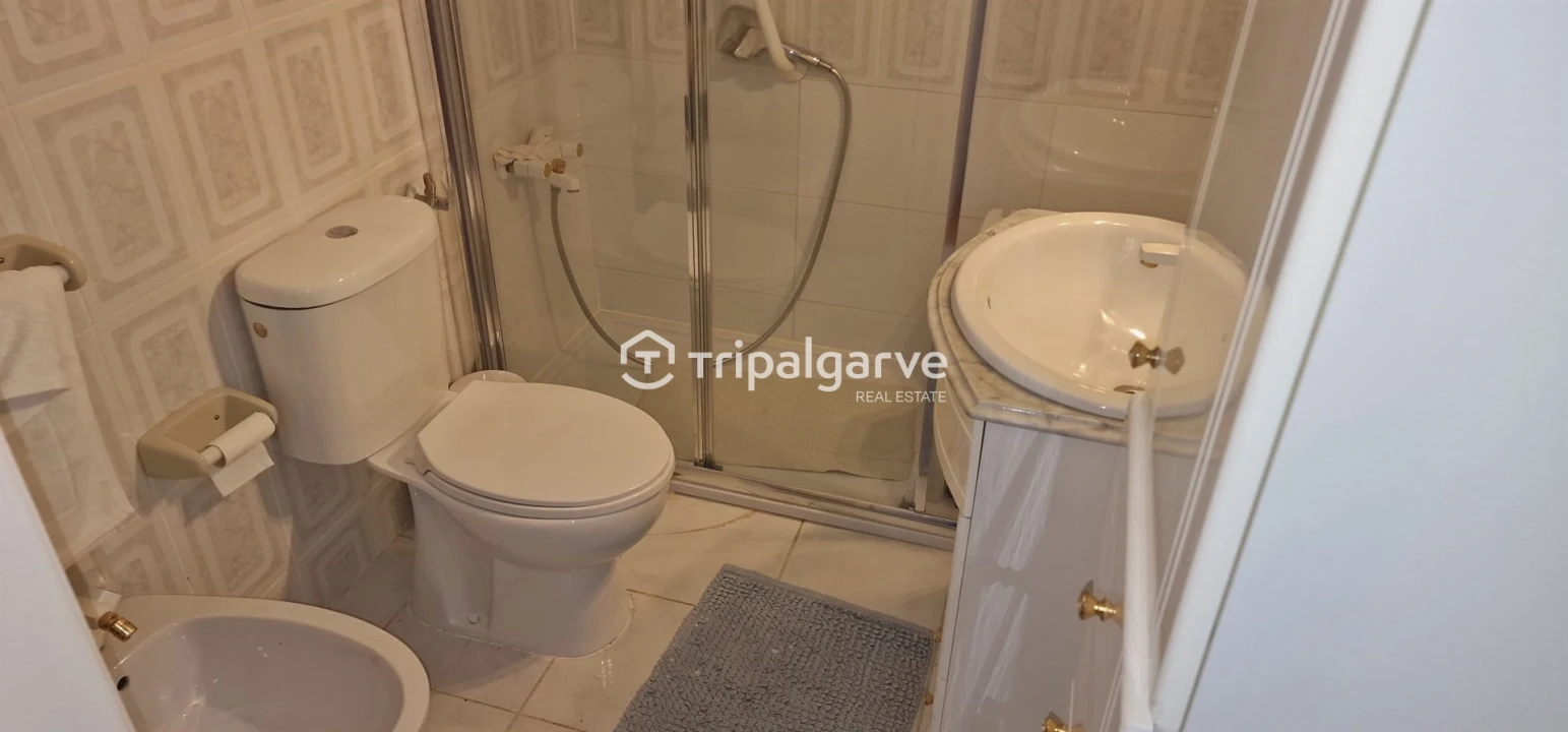 Apartamento T3 para Arrendamento em Assunção, Ajuda, Salvador e Santo Ildefonso Foto 28