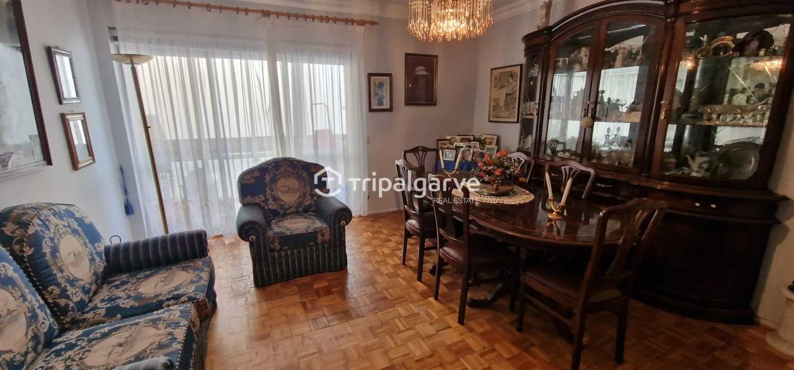 Apartamento T3 para Arrendamento em Assunção, Ajuda, Salvador e Santo Ildefonso Foto 26