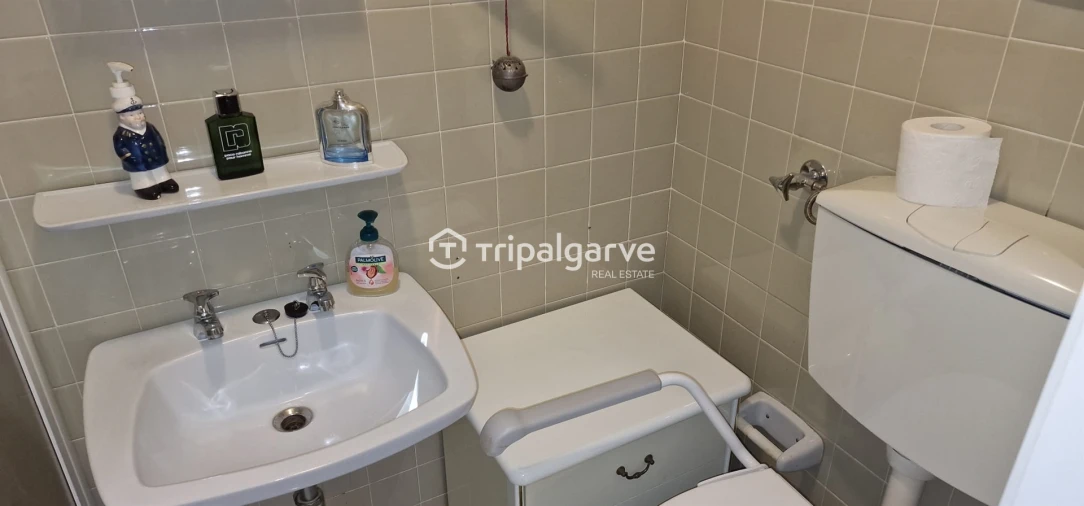 Apartamento T3 para Arrendamento em Assunção, Ajuda, Salvador e Santo Ildefonso Foto 19