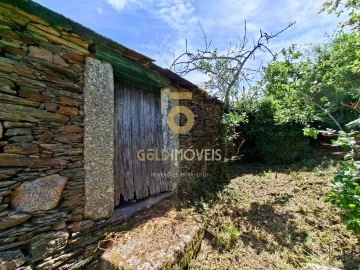 Moradia T2 para Venda em Real