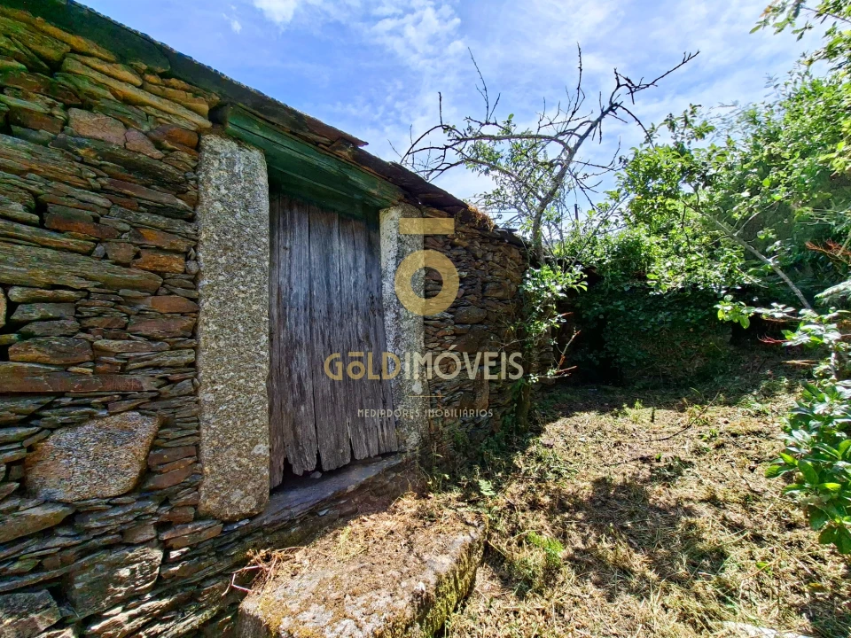 Moradia T2 para Venda em Real Foto 2