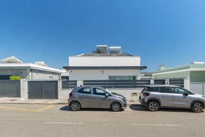 Moradia T4 para Venda em Azeitão (São Lourenço e São Simão)