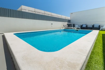 Moradia T4 para Venda em Azeitão (São Lourenço e São Simão)