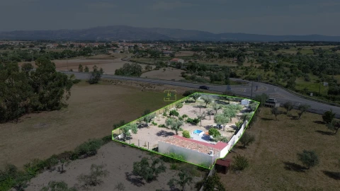 Quinta T1 para Venda em Lardosa