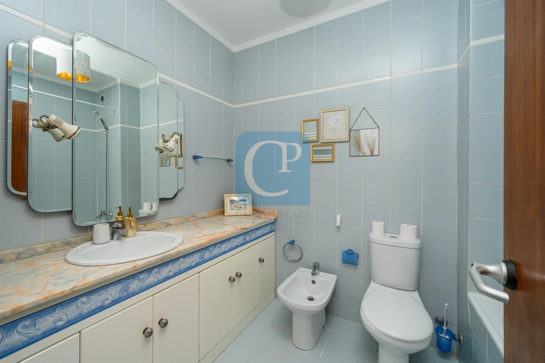 Apartamento T1 para Arrendamento em Paranhos Foto 16