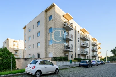 Apartamento T1 para Arrendamento em Paranhos