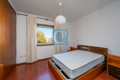 Apartamento T1 para Arrendamento em Paranhos