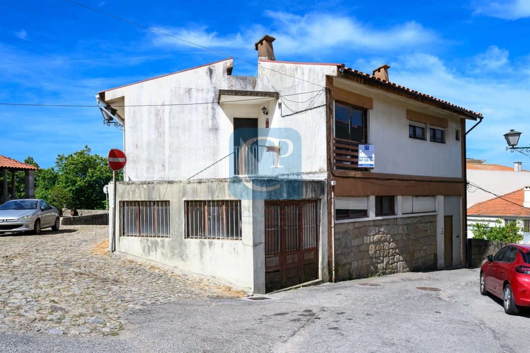 Moradia T4 para Venda em Matosinhos e Leça da Palmeira Foto 1