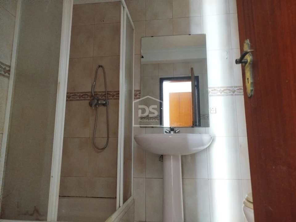 Apartamento T3 para Venda em Currelos, Papízios e Sobral Foto 5