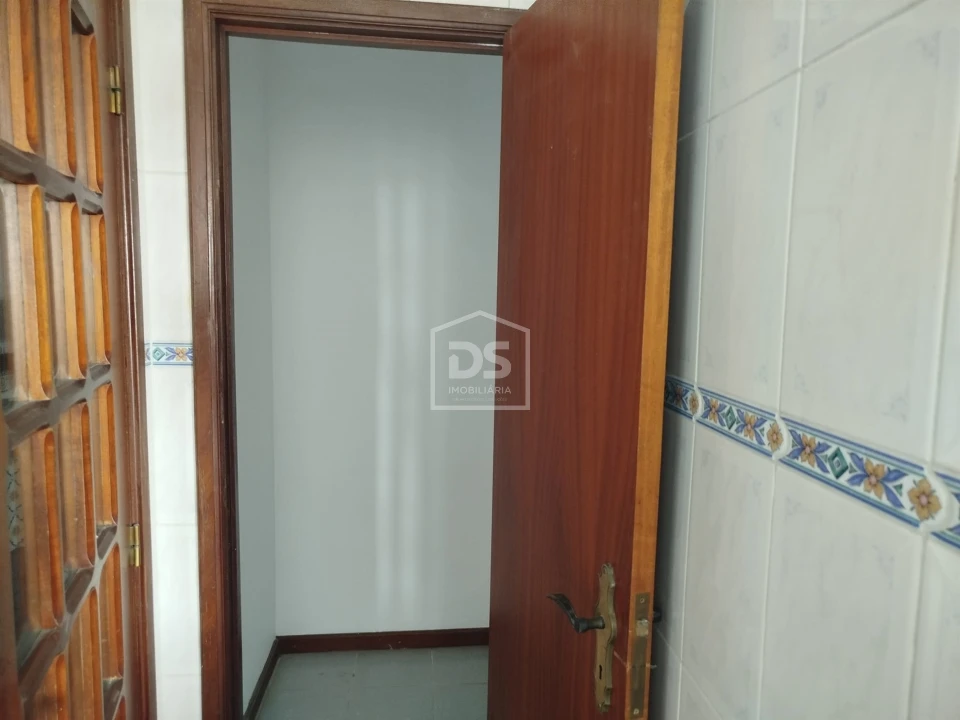 Apartamento T3 para Venda em Currelos, Papízios e Sobral Foto 20