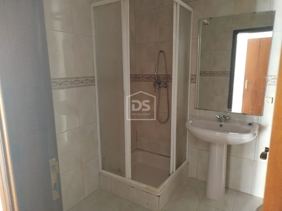 Apartamento T3 para Venda em Currelos, Papízios e Sobral Foto 7