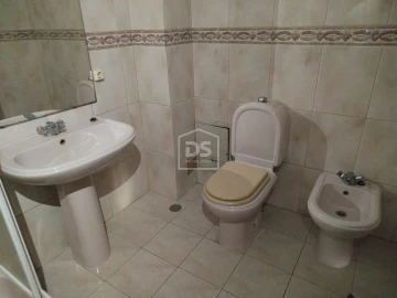 Apartamento T3 para Venda em Currelos, Papízios e Sobral