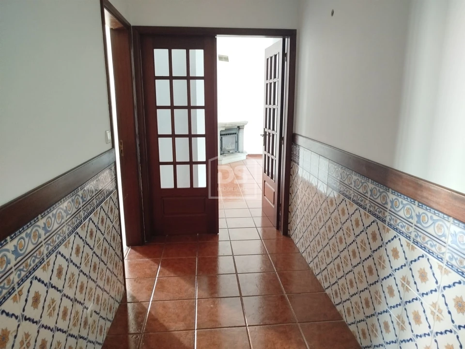 Apartamento T3 para Venda em Currelos, Papízios e Sobral Foto 19