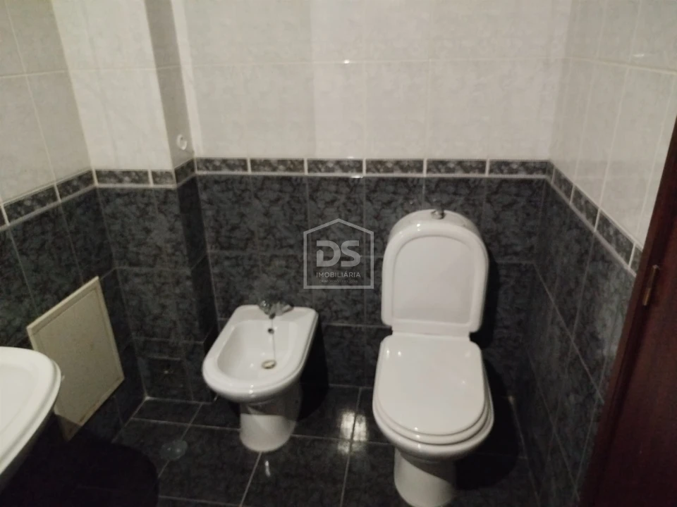 Apartamento T3 para Venda em Currelos, Papízios e Sobral Foto 17