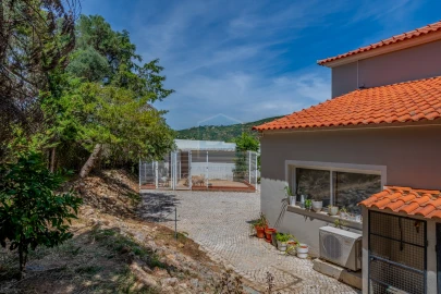 Moradia T3 para Venda em Loule (São Clemente)