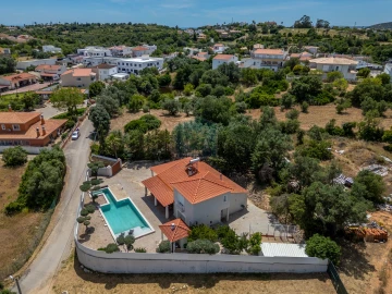 Moradia T3 para Venda em Loule (São Clemente)