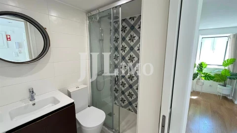 Apartamento T1 para Venda em Santa Maria Maior