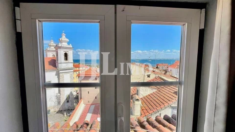 Apartamento T1 para Venda em Santa Maria Maior
