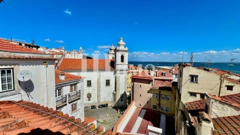 Apartamento T1 para Venda em Santa Maria Maior