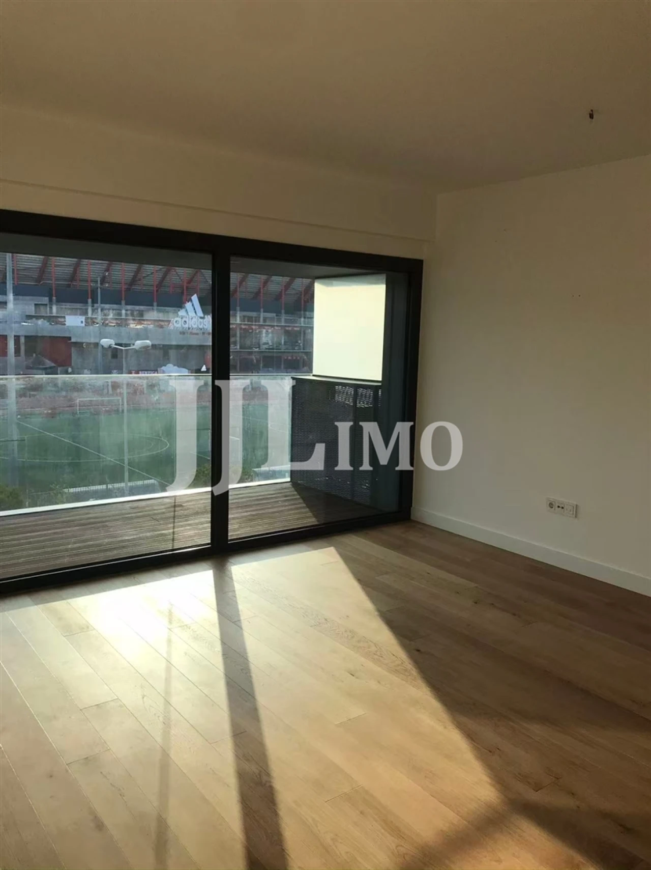Apartamento T1 para Arrendamento em São Domingos de Benfica Foto 7