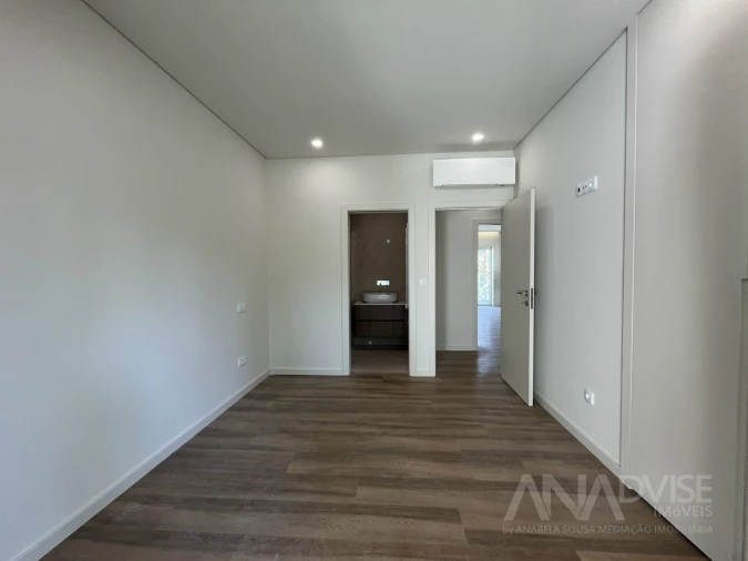 Apartamento T3 para Venda em Viseu Foto 18