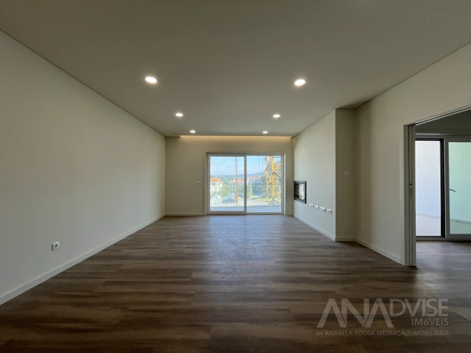 Apartamento T3 para Venda em Viseu Foto 2