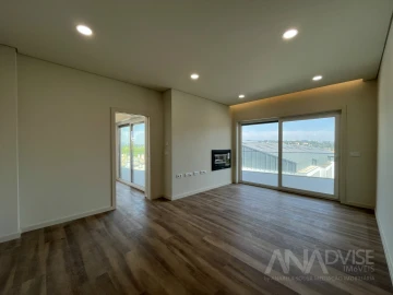 Apartamento T5 para Venda em Viseu