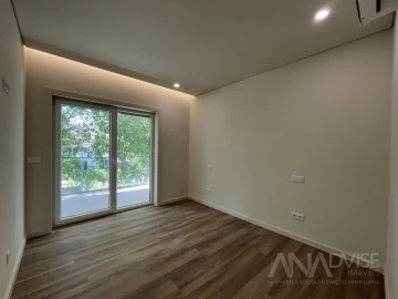 Apartamento T5 para Venda em Viseu