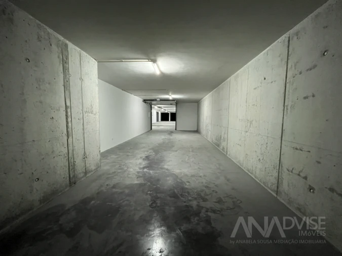 Apartamento T5 para Venda em Viseu Foto 41