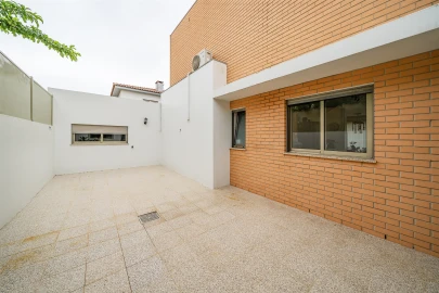 Moradia T4 para Venda em Apúlia e Fão