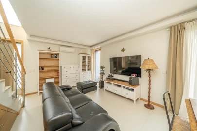 Moradia T4 para Venda em Apúlia e Fão