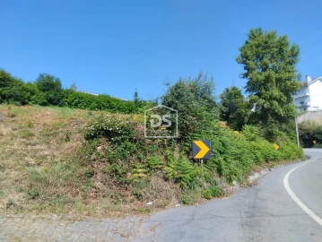 Terreno para Venda em Freixo de Cima e de Baixo